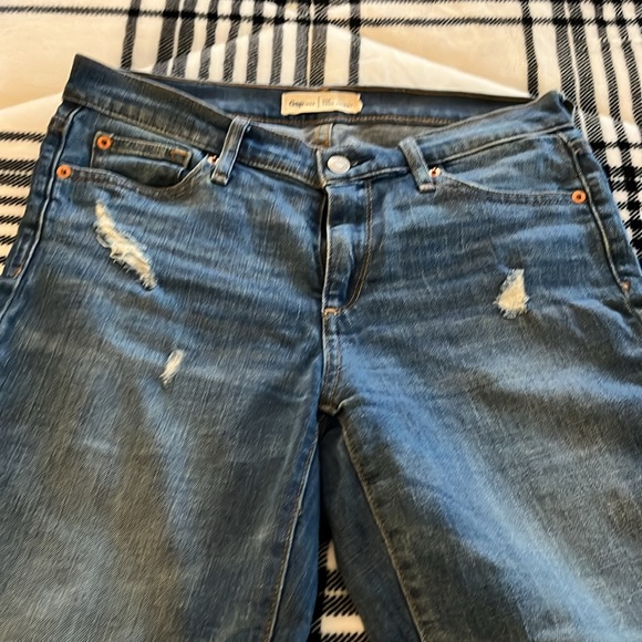 Gap true skinny distressed jeans 27R - Picture 3 of 3